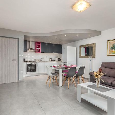 Sweet Apartment Tony Pula Bagian luar foto