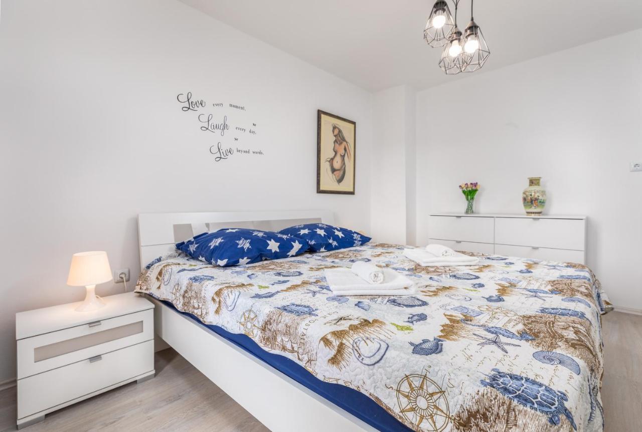 Sweet Apartment Tony Pula Bagian luar foto
