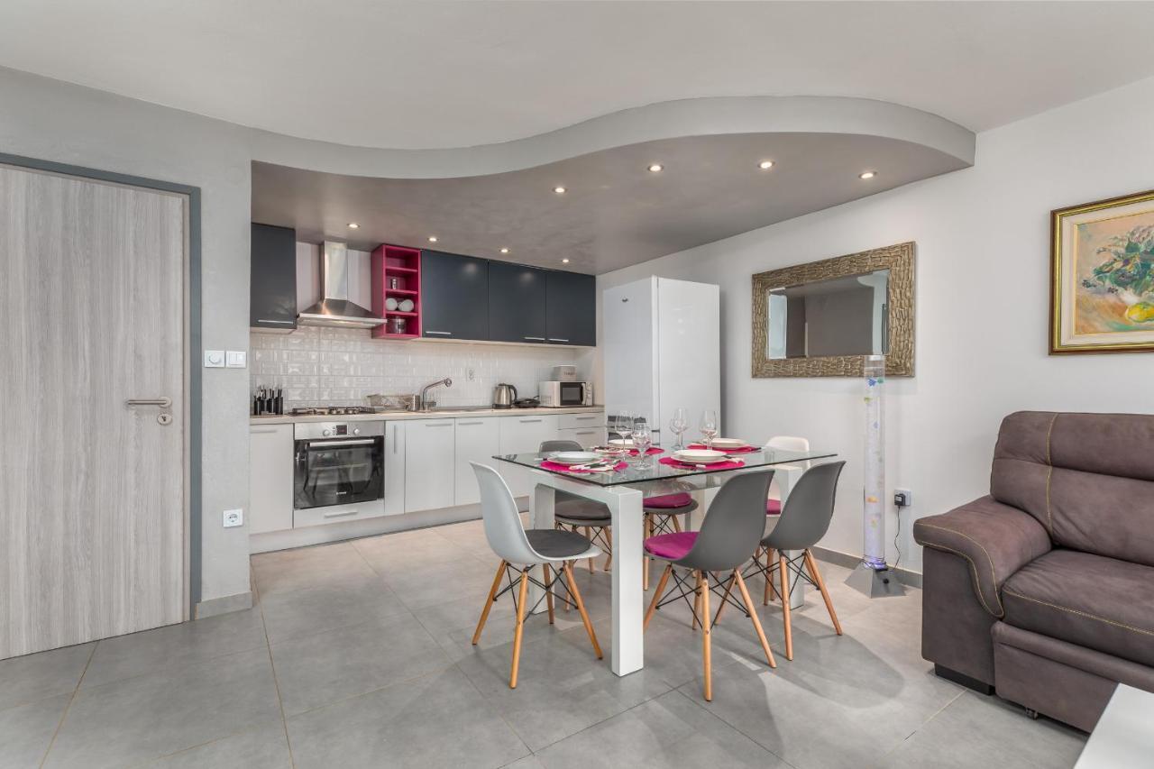 Sweet Apartment Tony Pula Bagian luar foto