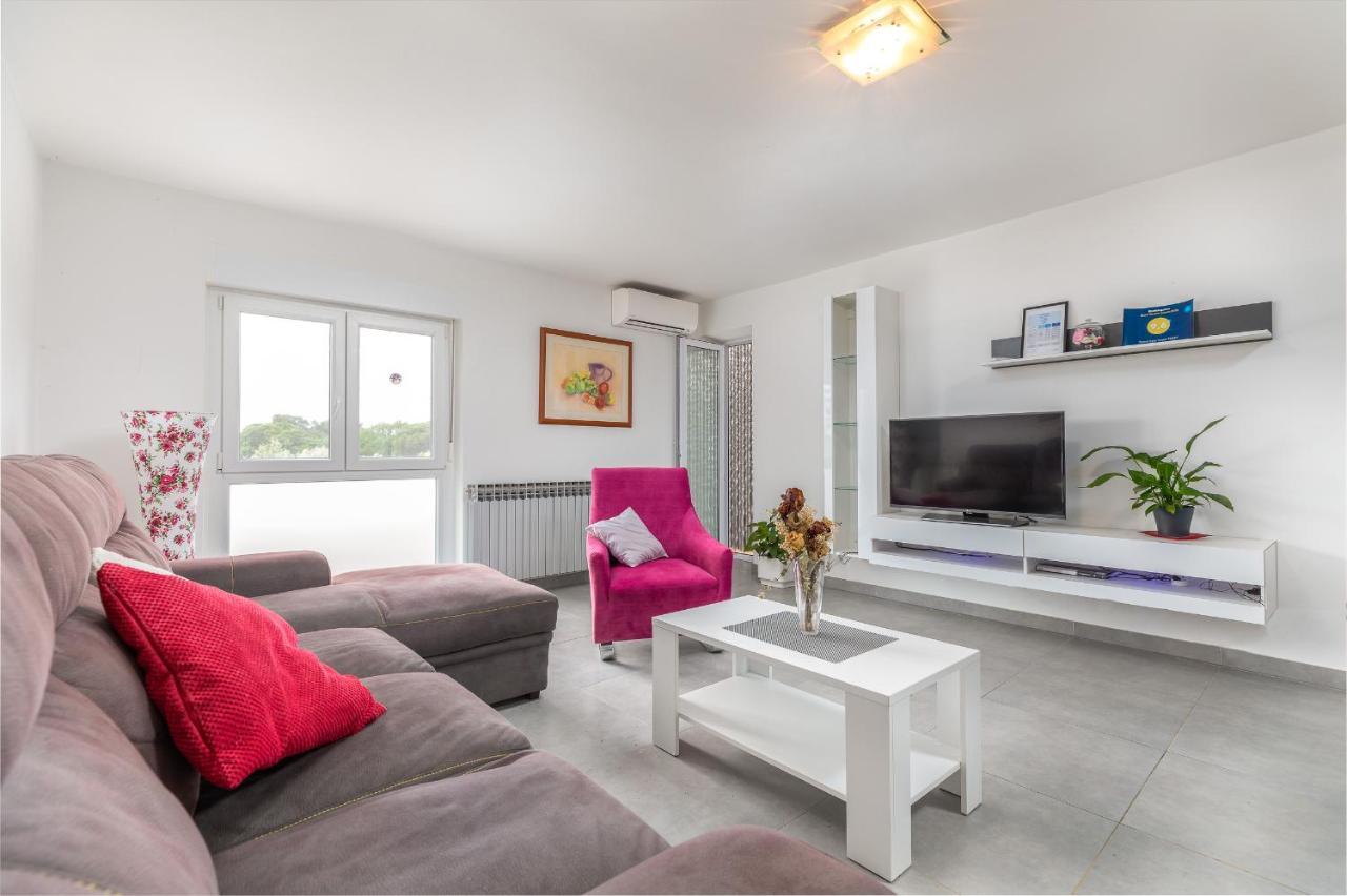 Sweet Apartment Tony Pula Bagian luar foto