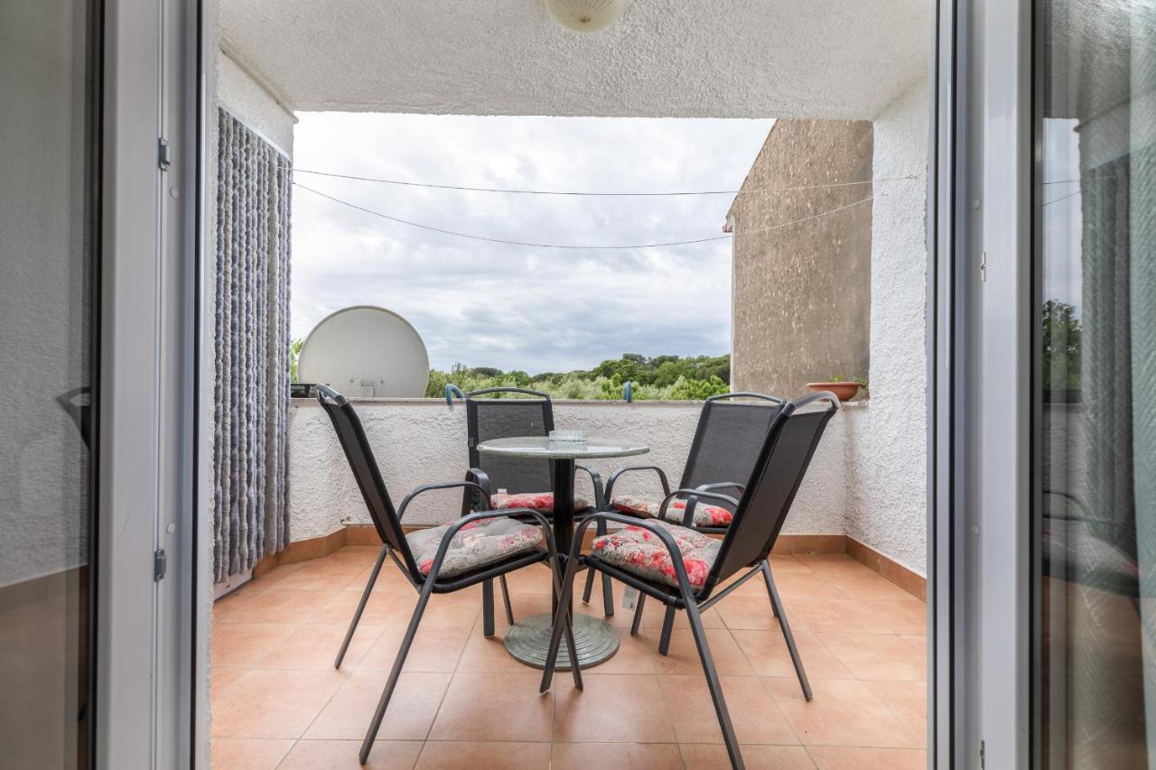 Sweet Apartment Tony Pula Bagian luar foto
