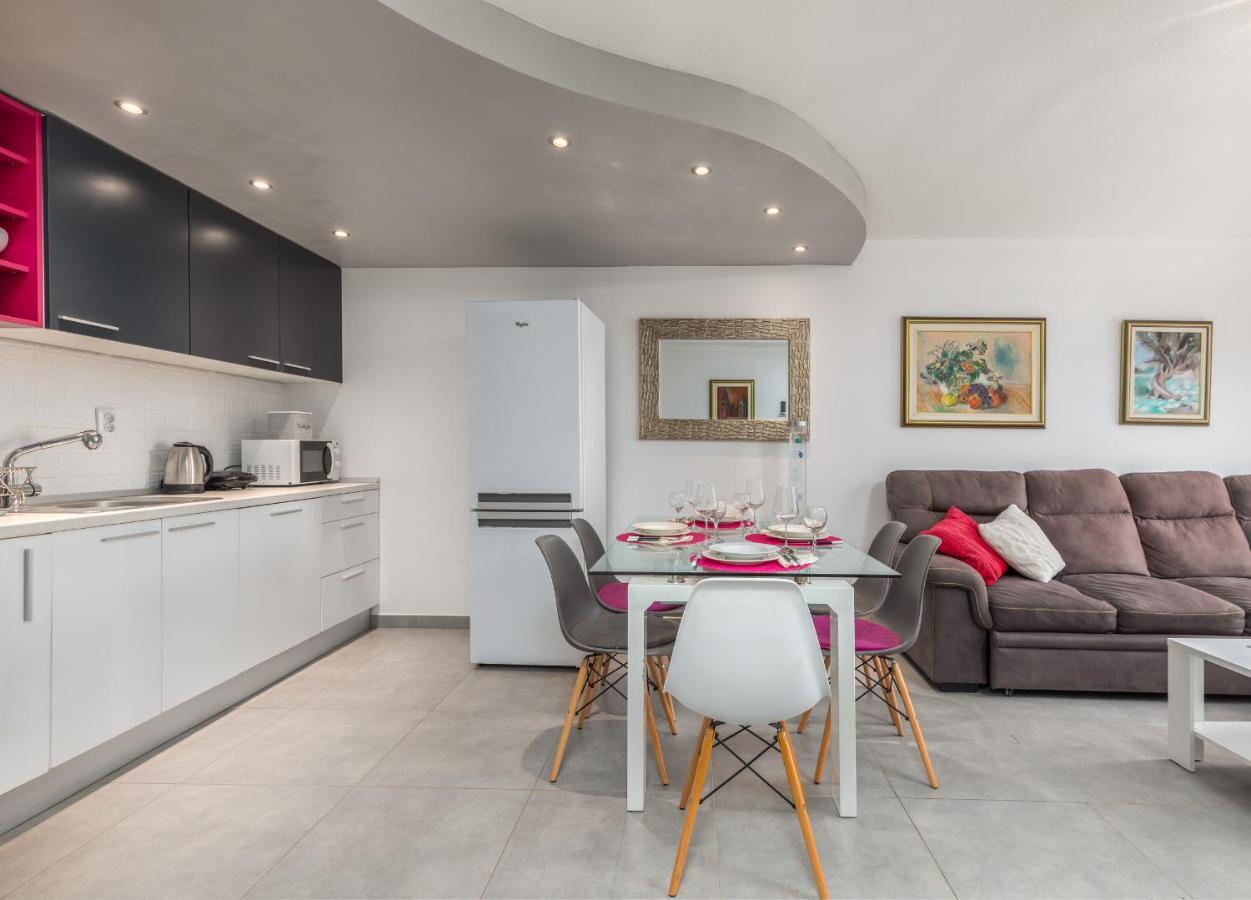 Sweet Apartment Tony Pula Bagian luar foto