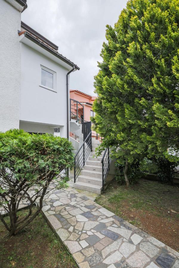Sweet Apartment Tony Pula Bagian luar foto